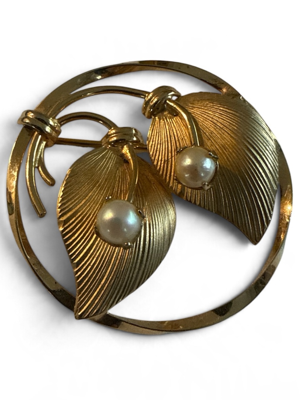 Vintage mid-century Winard 12k Gold Filled & Pearl Double Leaf Brooch